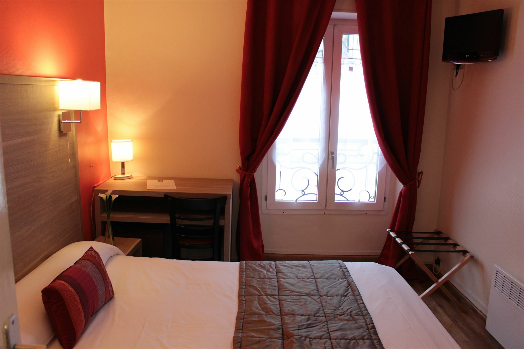 Amadeus Hotel Paris Exterior foto